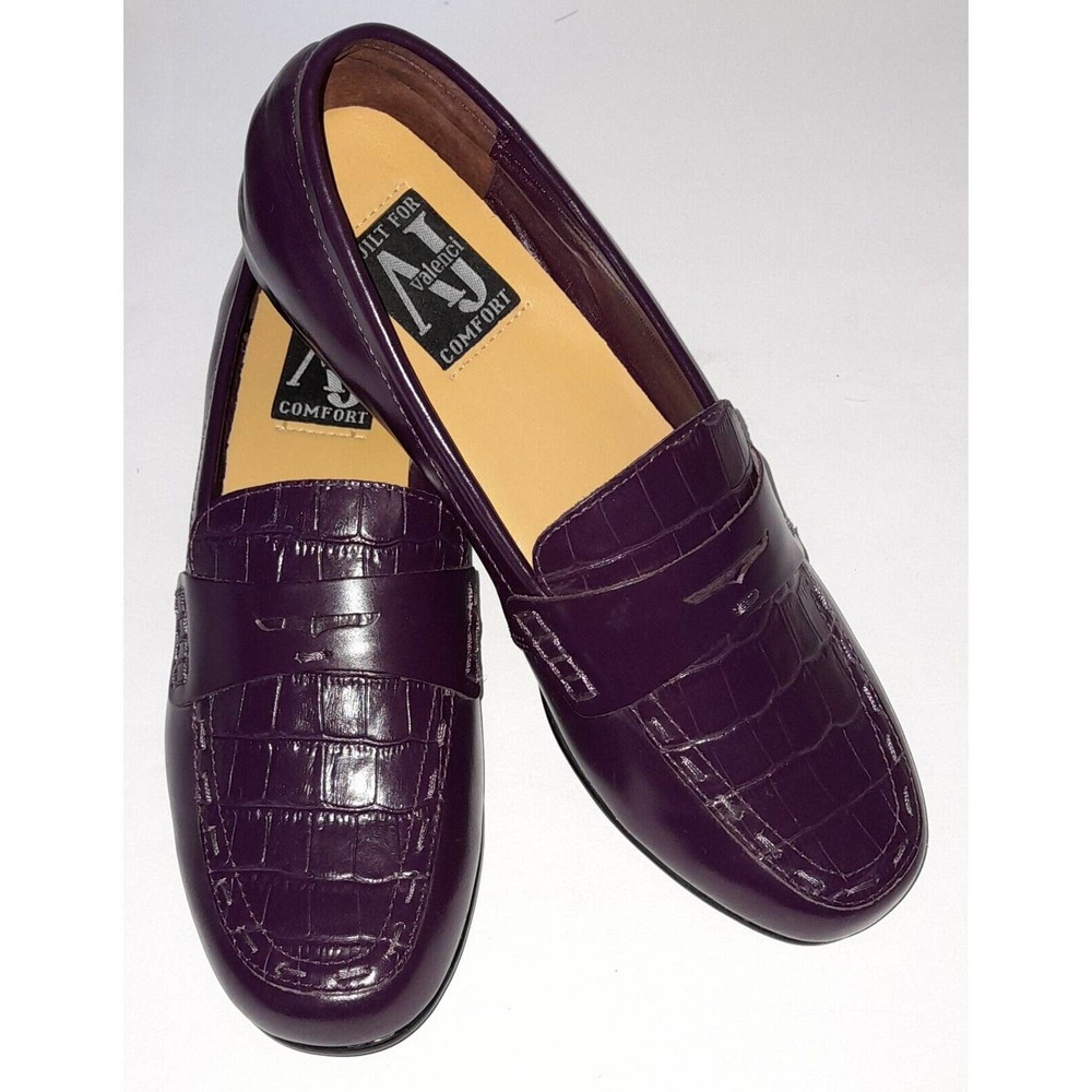 AJ Valenci Womans Purple Leather Slip On Shoes Size 7.5 M